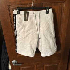 See pictures for appearance and colors